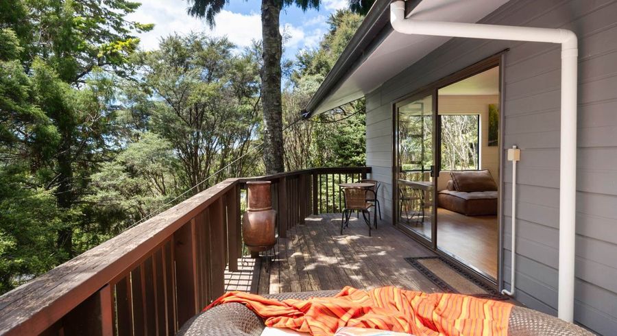  at 54 Opanuku Road, Henderson Valley, Waitakere City, Auckland