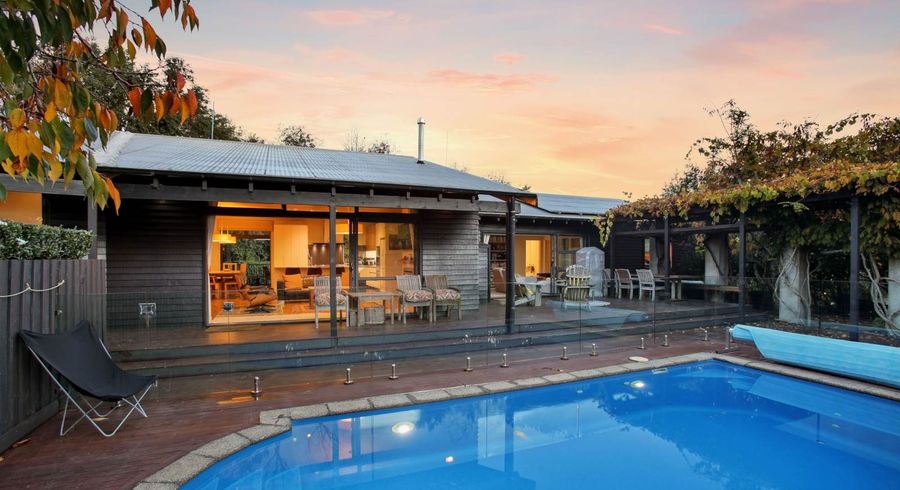  at 28  Wicklam Lane, Greenhithe, North Shore City, Auckland