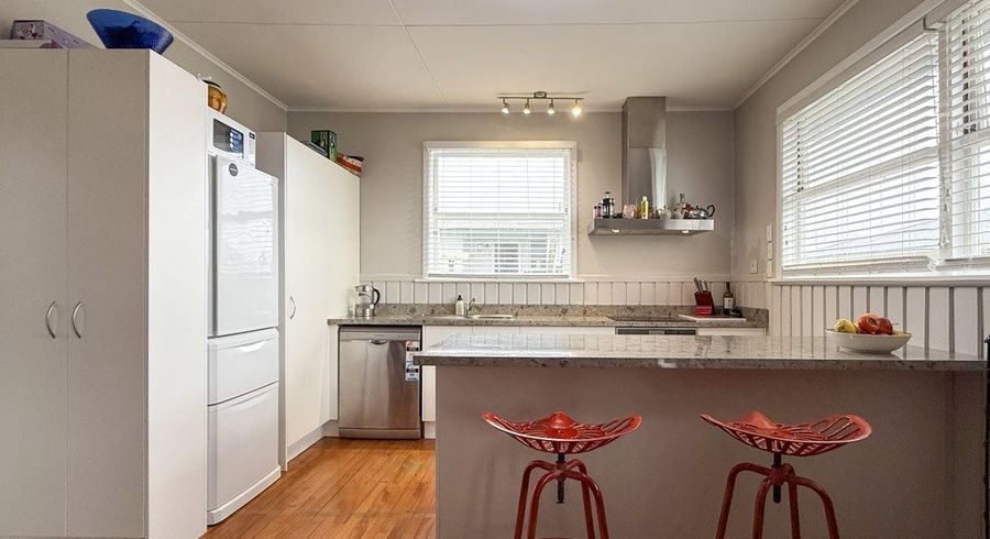  at 2/8 Hinemoa Avenue, Lake Taupo, Taupo, Waikato
