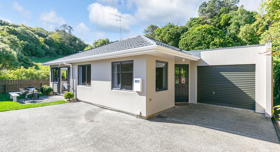  at 7B Lyndfield Lane, Newlands, Wellington, Wellington