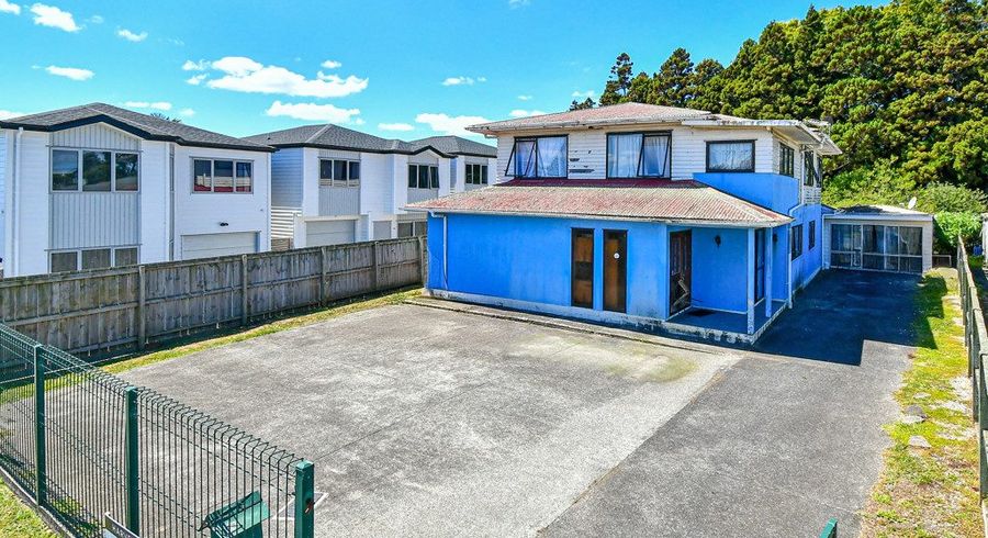 at 12 Vickerman Street, Otara, Auckland