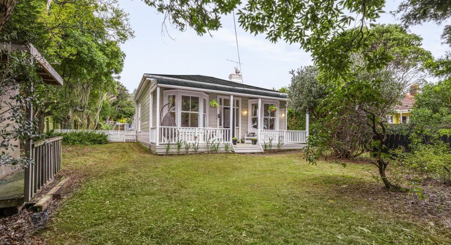  at 30 Hinemoa Street, Paraparaumu