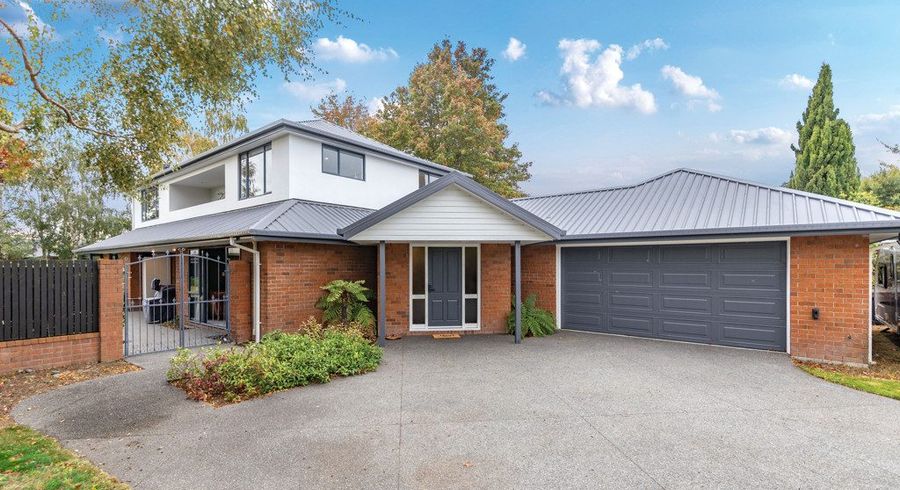  at 24 Eders Road, Woodend, Woodend