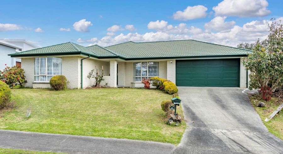  at 22 Mahoney Drive, Albany, North Shore City, Auckland