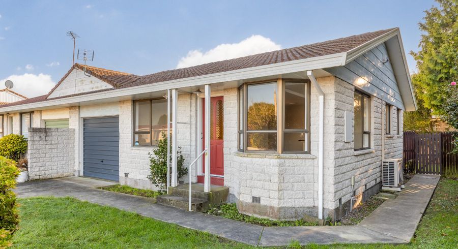  at 2/5 Quinton Place, Bishopdale, Christchurch City, Canterbury