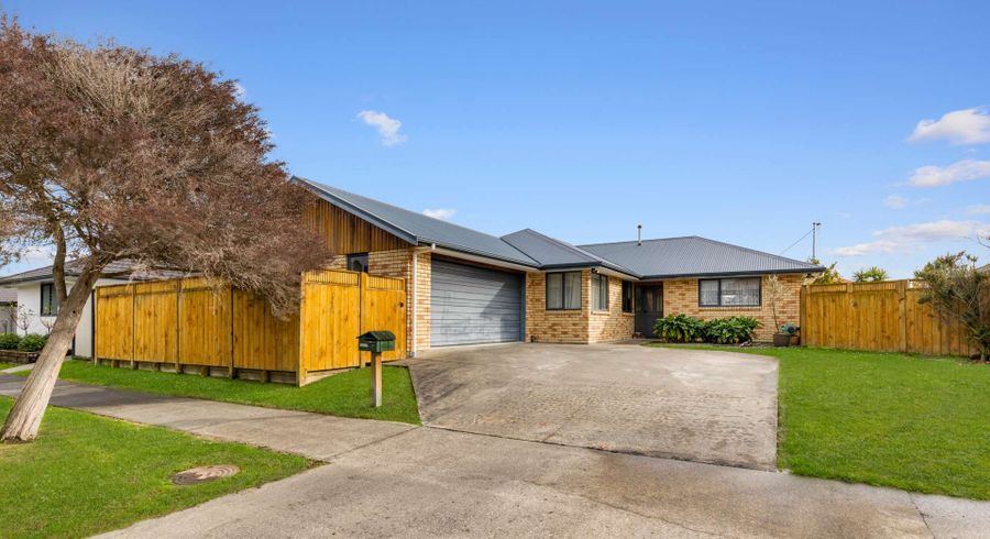  at 21 Boston Parade, Kelvin Grove, Palmerston North