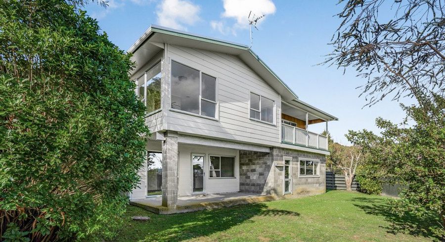  at 43 Sunnyview Drive, Brown Owl, Upper Hutt, Wellington