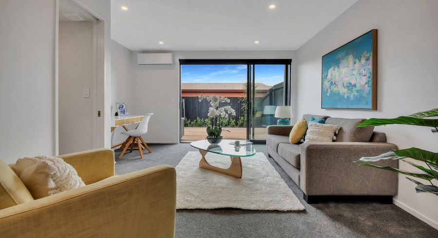  at 11/27 New Brighton Road, Shirley, Christchurch