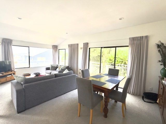  at 27C Manly Espanade Road, Browns Bay, North Shore City, Auckland