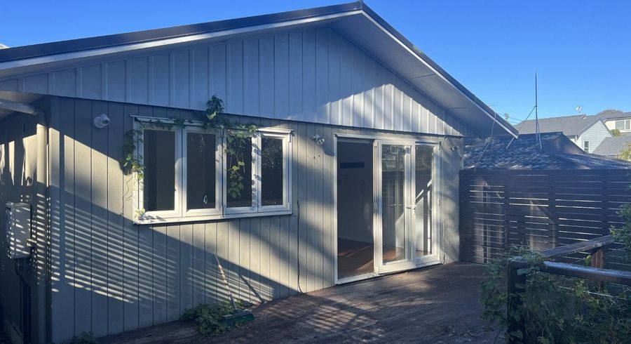  at 15A Beulah Avenue, Rothesay Bay, North Shore City, Auckland