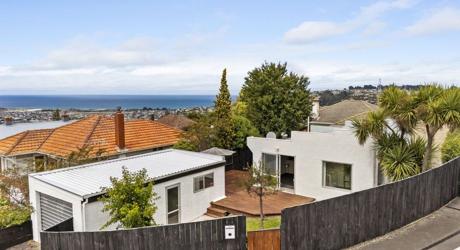  at 135 Oakwood Avenue, Balaclava, Dunedin