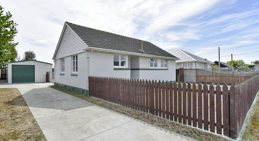  at 17 Robin Street, Burwood, Christchurch