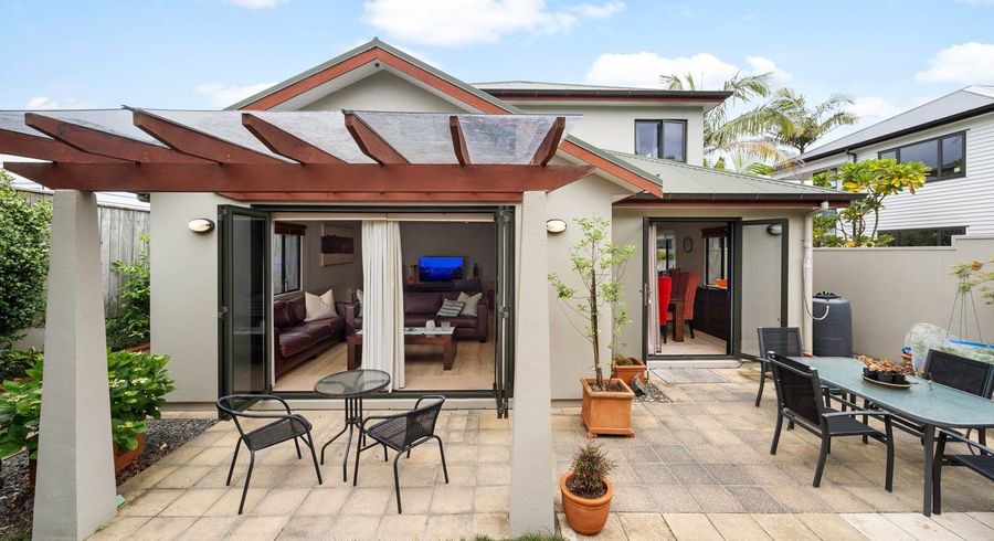  at 51B  Dignan Street, Point Chevalier, Auckland City, Auckland