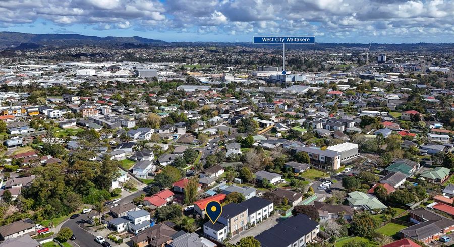  at 7/7 South Pacific Place, Henderson, Waitakere City, Auckland