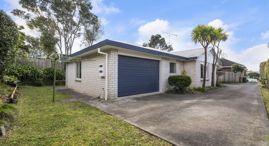  at 2/42 Rua Road, Glen Eden, Waitakere City, Auckland