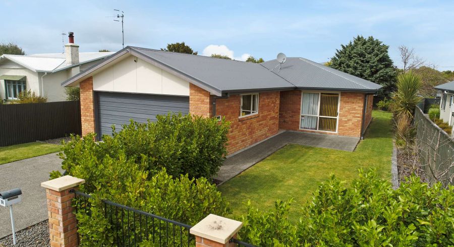  at 14 Stark Street, Durie Hill, Whanganui