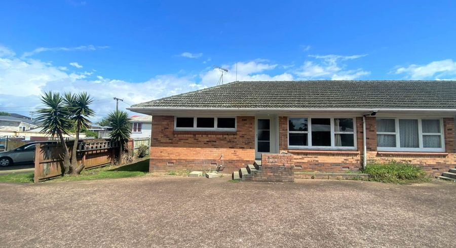  at 15 Church Street, Northcote Point, Auckland