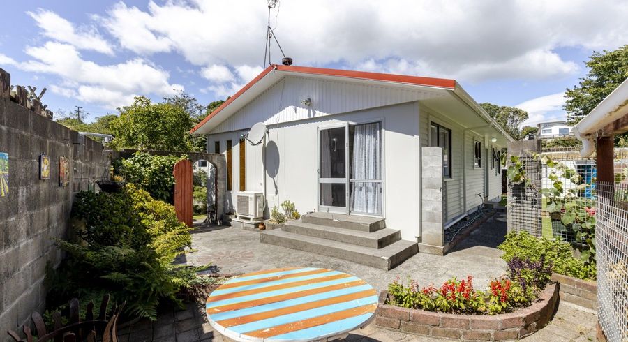  at 32 Beaumont Crescent, Frankleigh Park, New Plymouth, Taranaki
