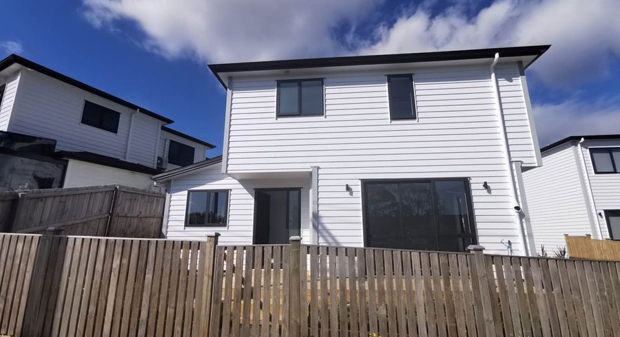  at 13E Windermere Crescent, Blockhouse Bay, Auckland City, Auckland