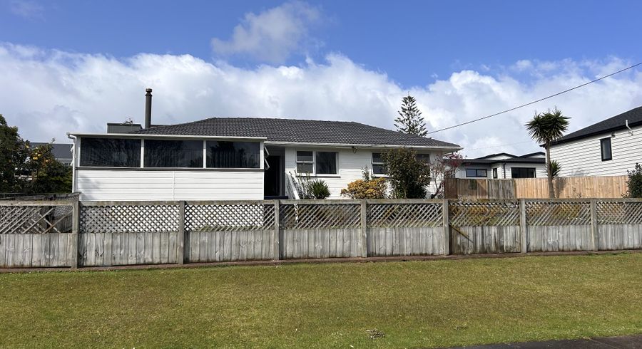  at 2A Chapman Road, Te Atatu Peninsula, Auckland