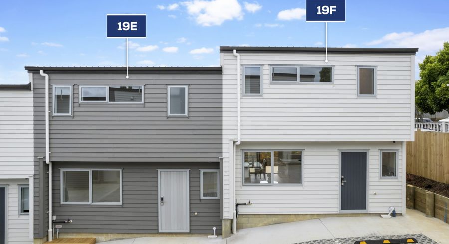  at 19B & 19E Chislehurst Street, Henderson, Waitakere City, Auckland
