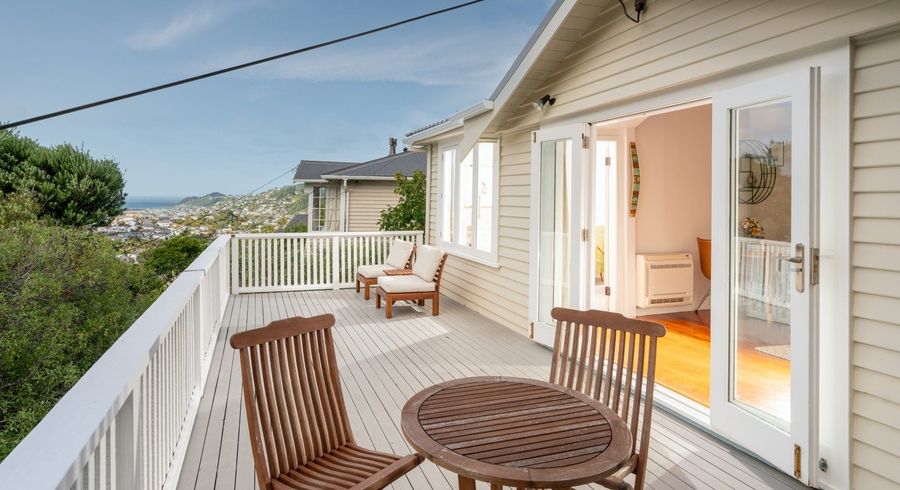  at 52 Rakau Road, Hataitai, Wellington