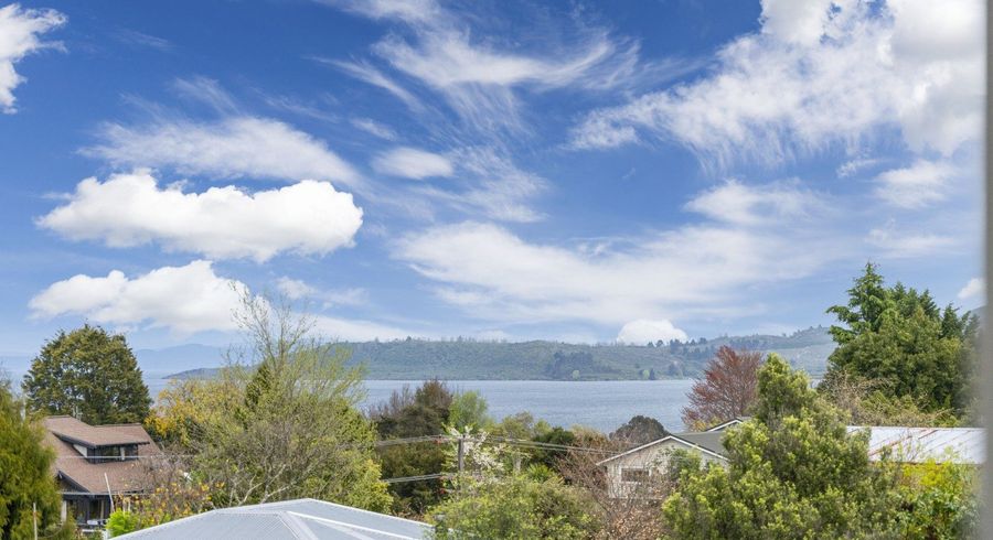  at 39 Chesham Avenue, Waipahihi, Taupo, Waikato