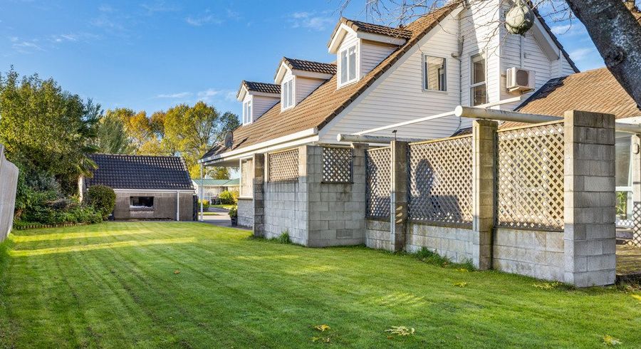  at 37 Woodbury Street, Avonhead, Christchurch City, Canterbury