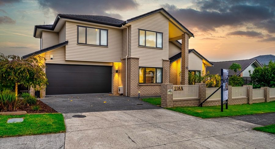  at 118A Gracechurch Drive, Flat Bush, Auckland