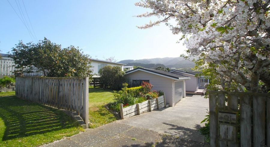  at 31 Coates Street, Tawa, Wellington