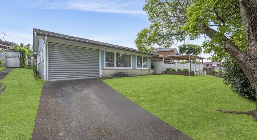  at 3 Harford Place, Pakuranga Heights, Auckland