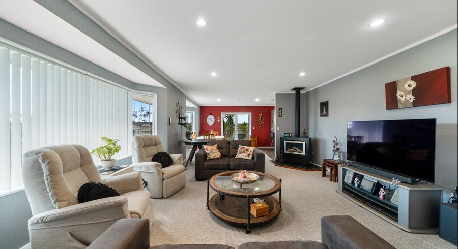  at 33 Heta Road, Highlands Park, New Plymouth, Taranaki