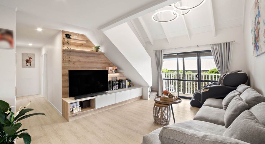  at 1/50 NorEast Drive, Northcross, North Shore City, Auckland