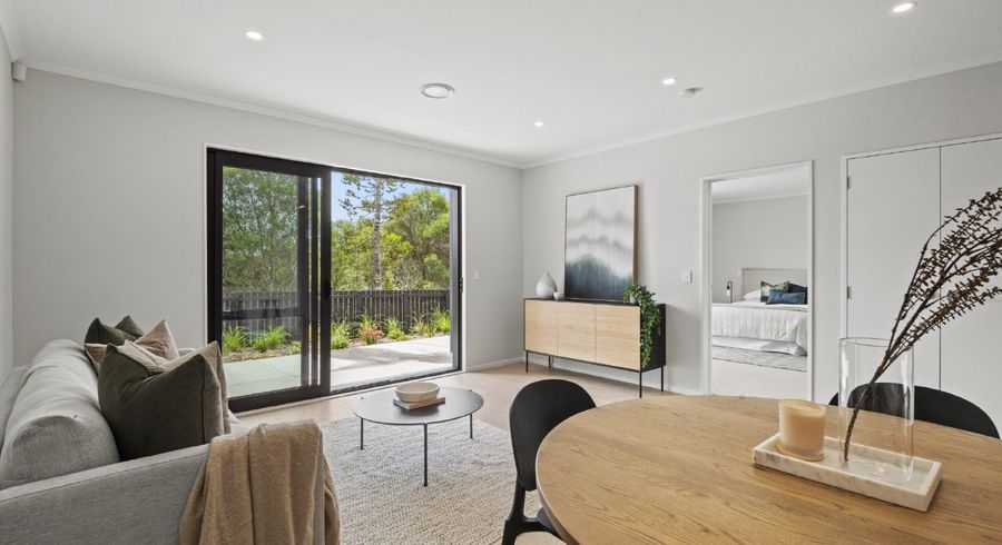  at 2/1 Parapara Place, Albany, North Shore City, Auckland