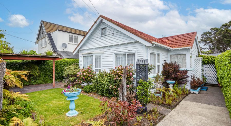  at 152 Shaw Avenue, New Brighton, Christchurch City, Canterbury