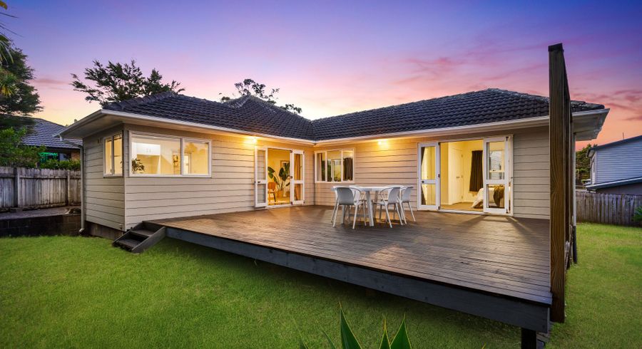  at 50a Godley Road, Green Bay, Waitakere City, Auckland