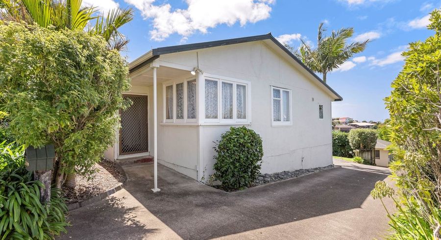  at 899 East Coast Road, Torbay, North Shore City, Auckland