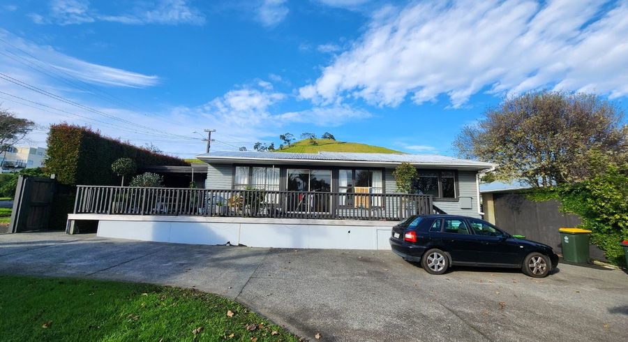  at 48  Scott Avenue, Mangere Bridge, Manukau City, Auckland