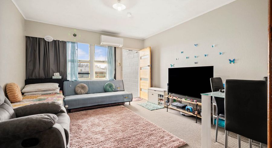  at 2/243A St George Street, Papatoetoe, Manukau City, Auckland