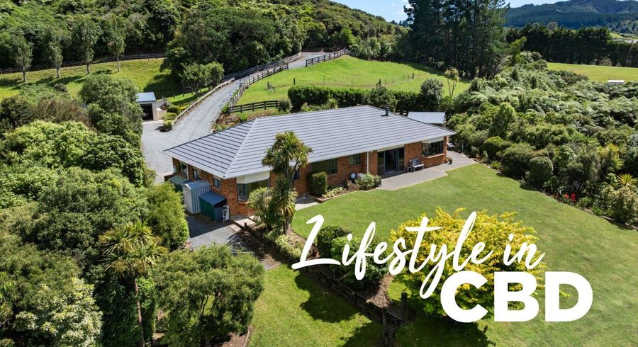  at 8a Garrett Place, Riverstone Terraces, Upper Hutt, Wellington