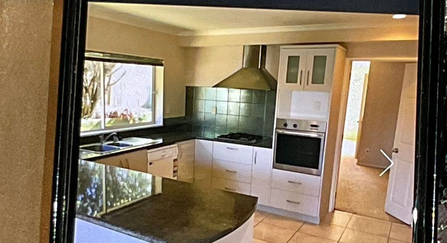  at 10 Franshell Crescent, East Tamaki, Manukau City, Auckland