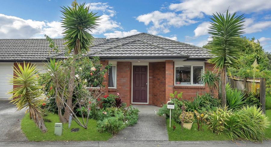  at 16/36 Growers Lane, Mangere East, Manukau City, Auckland