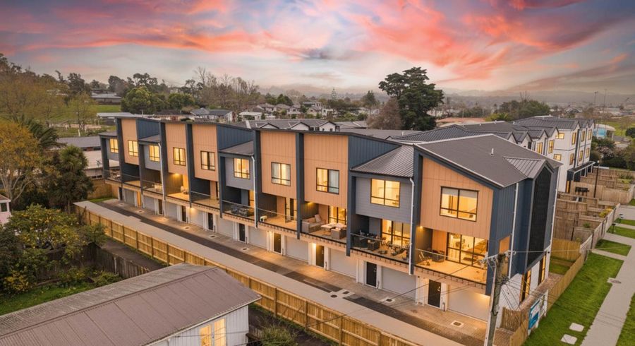  at 8/6 Robertson Road, Ranui, Waitakere City, Auckland