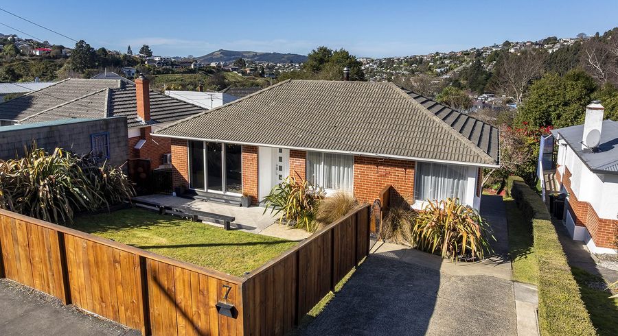  at 7 Ettrick Street, Glenross, Dunedin