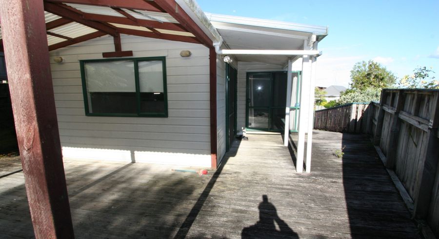  at 2a Tableau Place, Totara Vale, North Shore City, Auckland