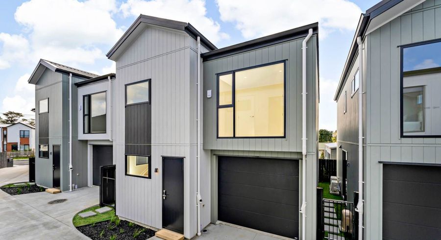  at 10C Serjeant Street, Henderson, Waitakere City, Auckland