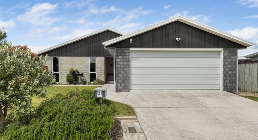  at 21 Butterworth Crescent, Papamoa Beach, Papamoa