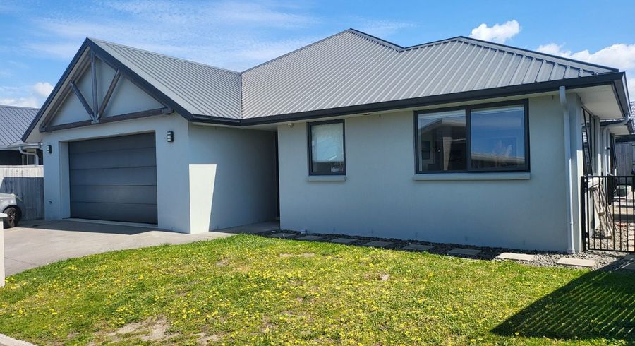  at 5 Pikao Retreat, Papamoa Beach, Papamoa