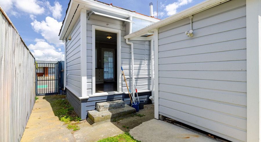  at 1/600 Church Street, Terrace End, Palmerston North, Manawatu / Whanganui
