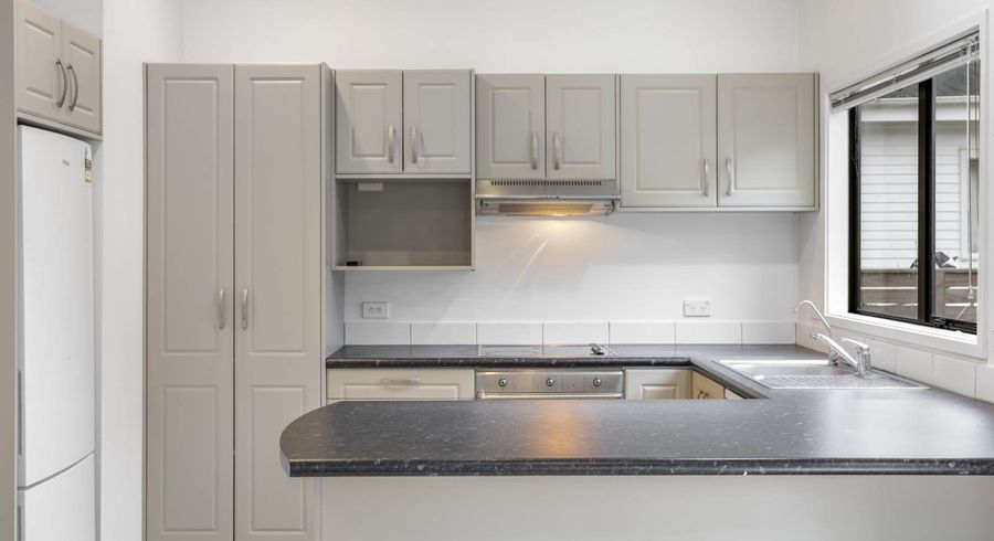  at 35A Masterton Road, Rothesay Bay, North Shore City, Auckland
